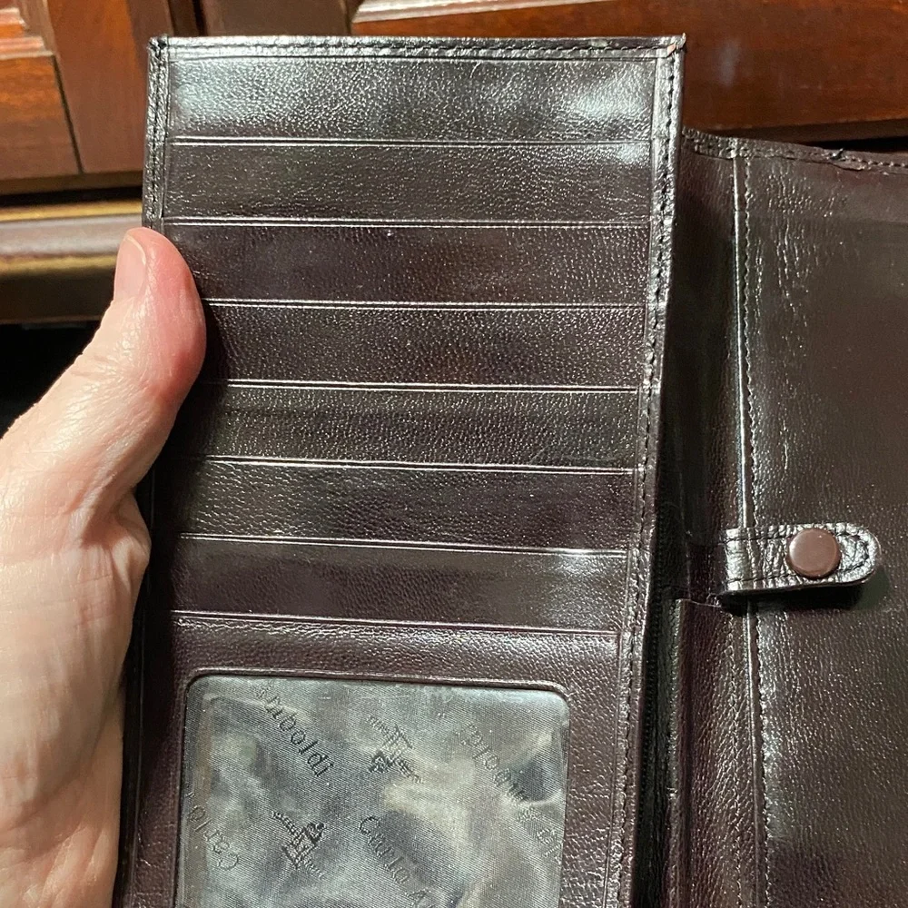 Elegant Carlo Amboldi Dark Brown Leather vintage checkbook wallet